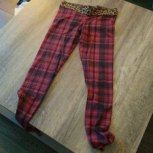 (RESERVED)  Sexy plaid leggings!
